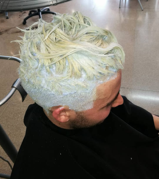 Imagen sobre el servicio de Coloración y tintes para el cabello en Terrassa