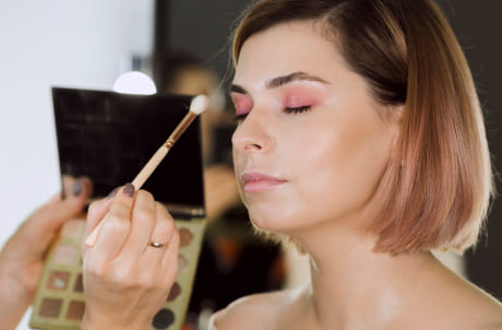 Imagen sobre el servicio de Peluquería para novias